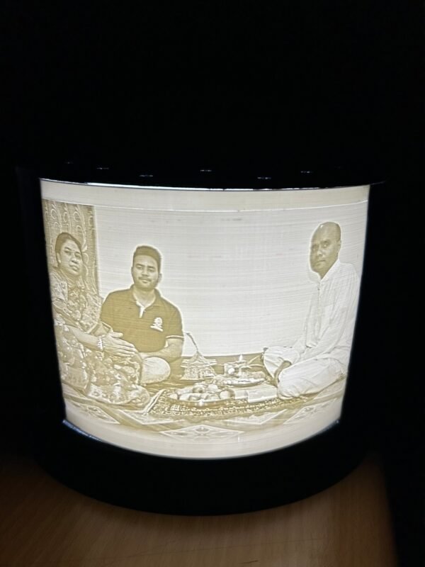 Lithophane Lamp with Personalized Photo - Image 4
