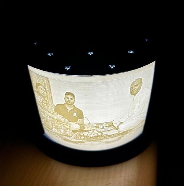 Lithophane Lamp with Personalized Photo - Image 6